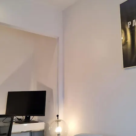 Apartamento Le Cocon De La Republique T3 Mezzanine Belle Vue Plein Sud Sans Vis A Vis Dans Une Petite Tres Calme Centre Agde